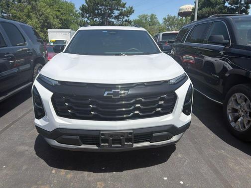 Summit White 2025 Chevrolet Equinox 1LT
