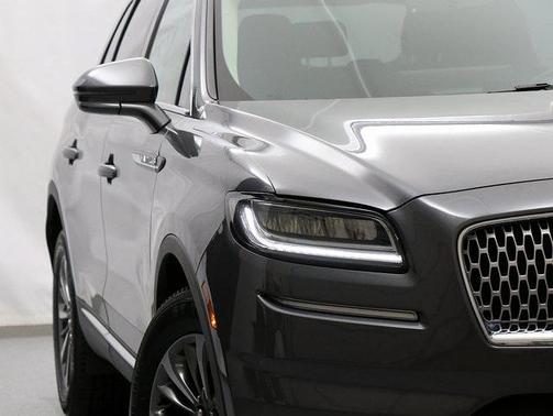2022 Lincoln Nautilus Standard