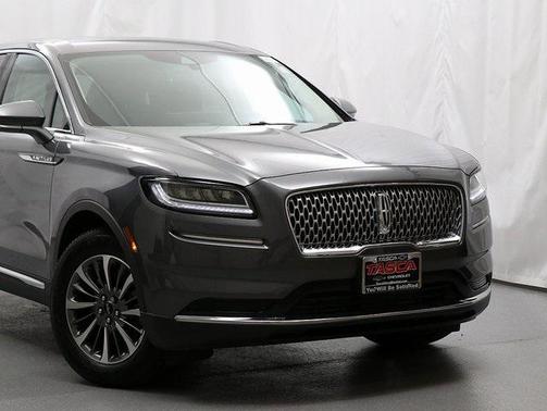 2022 Lincoln Nautilus Standard