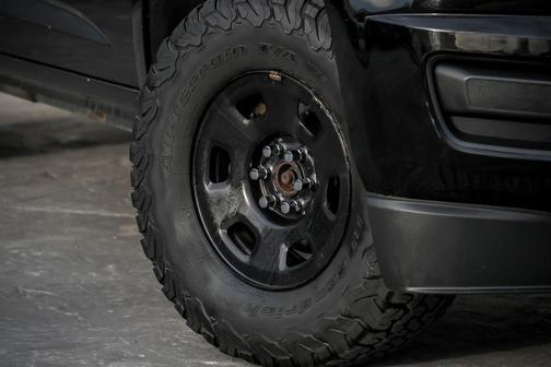 Black 2017 Chevrolet Colorado WT