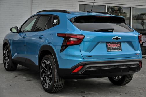 Marina Blue Metallic 2026 Chevrolet Trax FWD 2RS