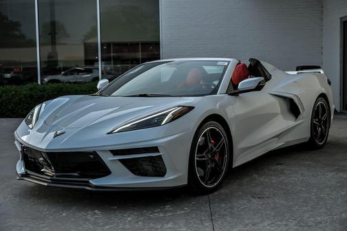 Arctic White 2023 Chevrolet Corvette Stingray w/2LT