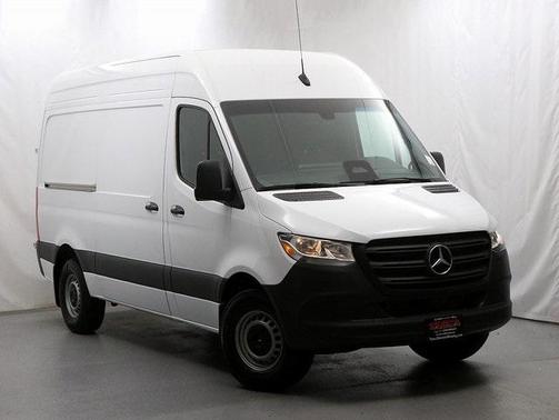 2025 Mercedes-Benz Sprinter 2500 Standard Roof