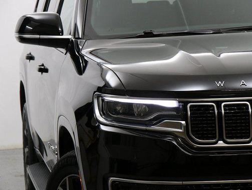 2023 Jeep Wagoneer L Series III 4x4