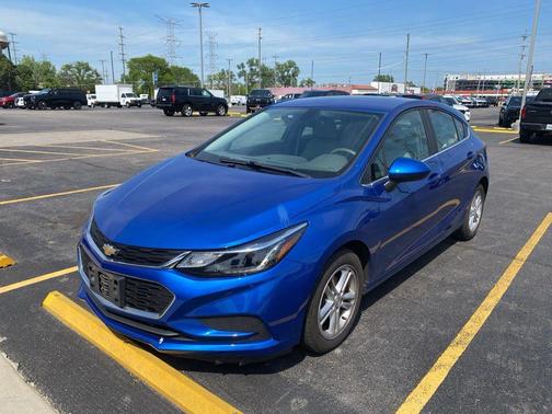 Kinetic Blue Metallic 2017 Chevrolet Cruze LT