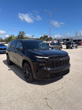 Mosaic Black Metallic 2026 Chevrolet Traverse RS