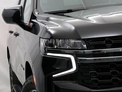 2021 Chevrolet Suburban 4WD Z71