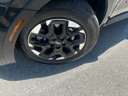 Ebony Black 2024 Kia Sorento S