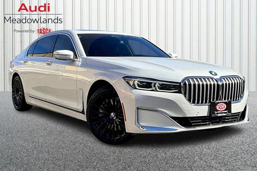 Mineral White Metallic 2022 BMW 750 i xDrive