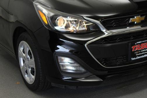 Mosaic Black Metallic 2022 Chevrolet Spark LS