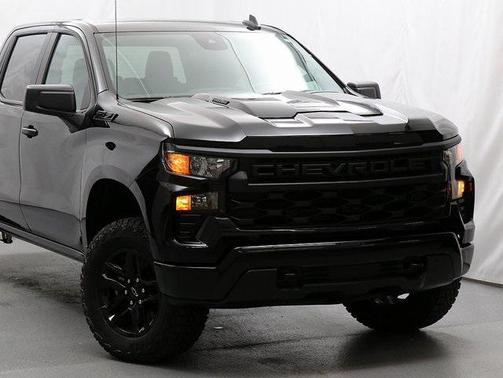 2025 Chevrolet Silverado 1500 Custom Trail Boss