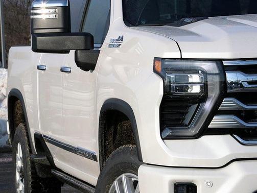 2025 Chevrolet Silverado 3500 High Country
