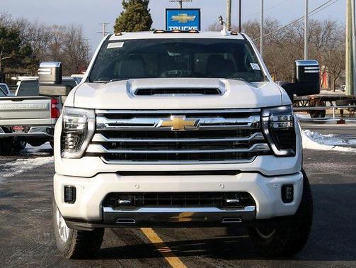 2025 Chevrolet Silverado 3500 High Country