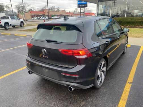 2024 Volkswagen Golf GTI 2.0T S DSG