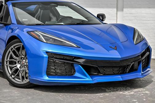Riptide Blue Metallic 2025 Chevrolet Corvette Z06