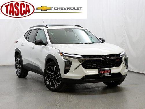 Summit White 2026 Chevrolet Trax FWD 2RS