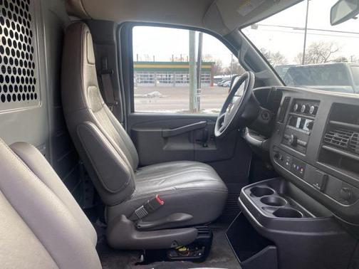 2020 Chevrolet Express 2500 RWD 2500 Regular Wheelbase WT