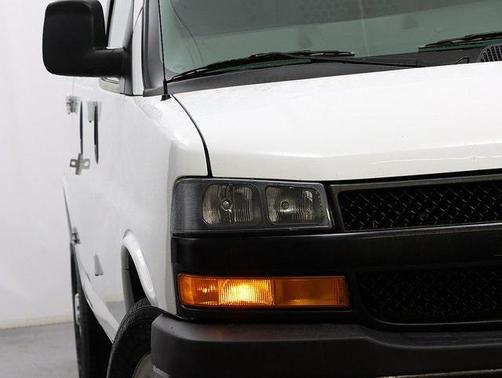 2020 Chevrolet Express 2500 RWD 2500 Regular Wheelbase WT