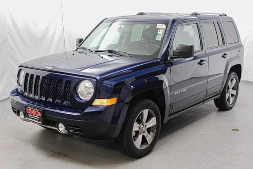 True Blue Pearlcoat 2017 Jeep Patriot Latitude