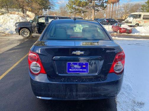 2016 Chevrolet Sonic LS