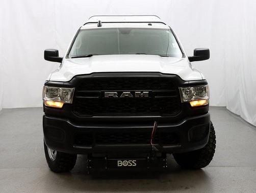 2020 RAM 2500 Tradesman Crew Cab 4X4 8' Box