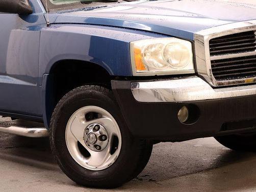 2005 Dodge Dakota ST Quad Cab