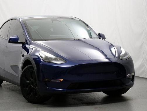 2024 Tesla Model Y Long Range Dual Motor All-Wheel Drive
