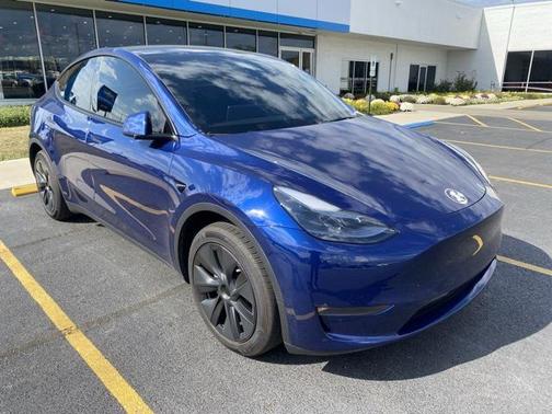 2024 Tesla Model Y Long Range Dual Motor All-Wheel Drive