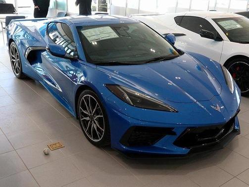 2025 Chevrolet Corvette Stingray w/2LT