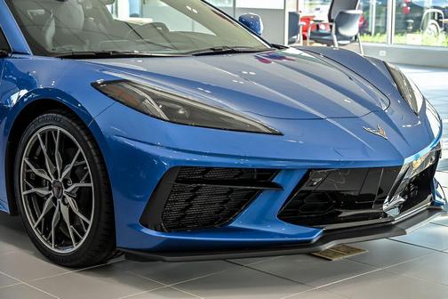 Riptide Blue Metallic 2025 Chevrolet Corvette Stingray w/2LT