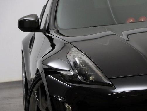 2016 Nissan 370Z Sport