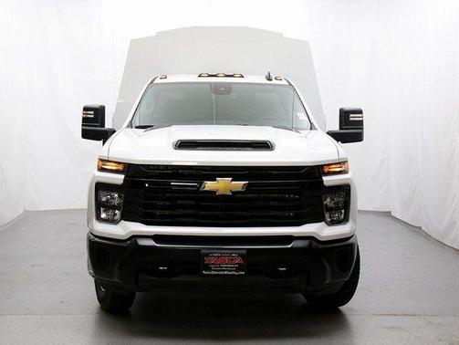 2025 Chevrolet Silverado 3500 WT