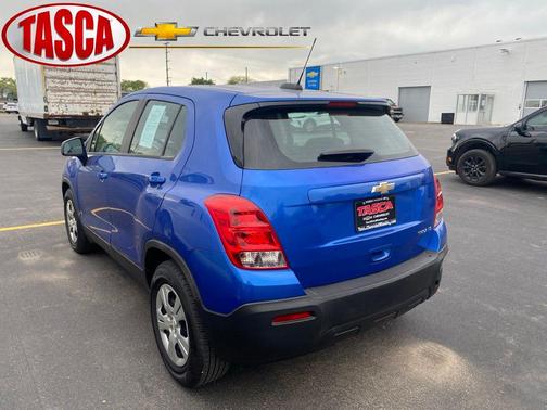 Brilliant Blue Metallic 2016 Chevrolet Trax LS