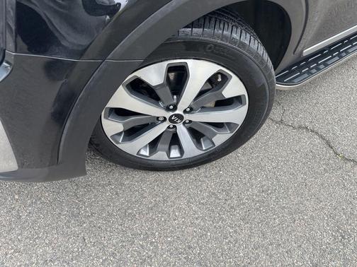 Ebony Black 2020 Kia Telluride S