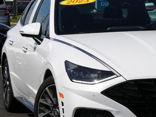 2023 Hyundai SONATA Limited
