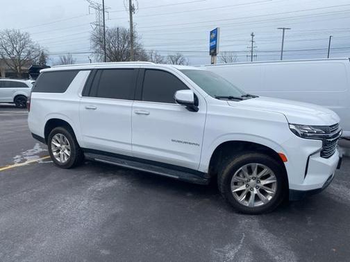 2023 Chevrolet Suburban Premier