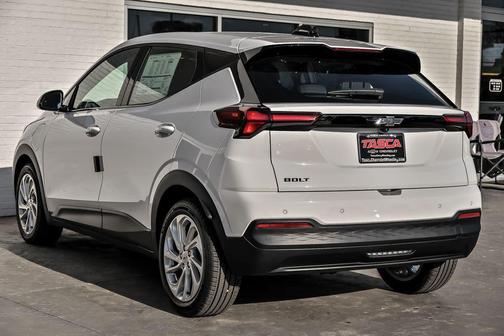 Summit White 2027 Chevrolet Bolt LT FWD