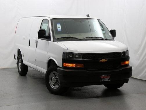 2025 Chevrolet Express 2500 RWD 2500 Regular Wheelbase WT