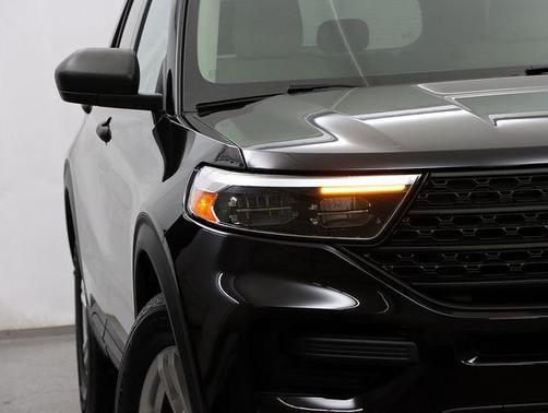 2022 Ford Explorer Base