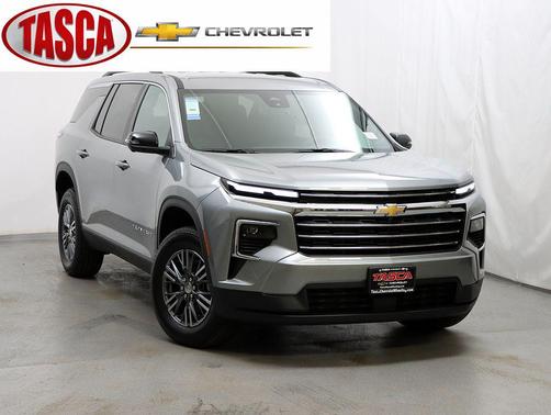 Sterling Gray Metallic 2026 Chevrolet Traverse LT