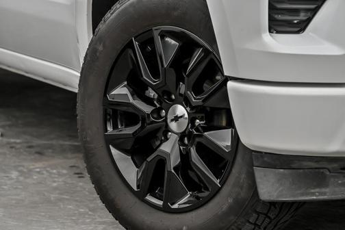 Summit White 2024 Chevrolet Silverado 1500 RST