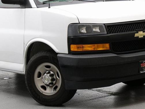 2020 Chevrolet Express 2500 RWD 2500 Regular Wheelbase WT