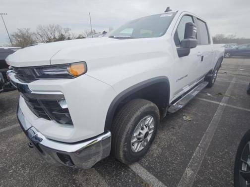 Summit White 2026 Chevrolet Silverado 2500 LT
