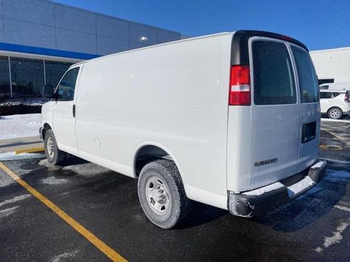 2021 Chevrolet Express 2500 RWD 2500 Regular Wheelbase WT