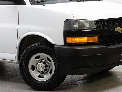 2021 Chevrolet Express 2500 RWD 2500 Regular Wheelbase WT