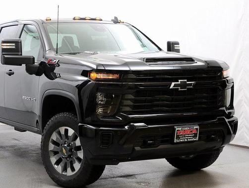 2026 Chevrolet Silverado 2500 Custom