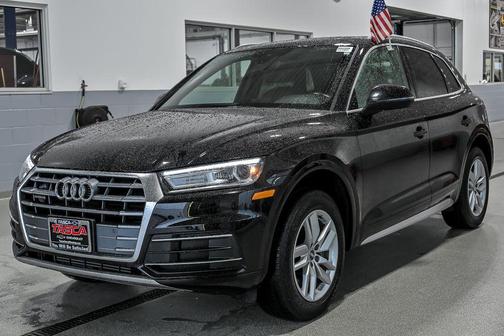 Brilliant Black 2020 Audi Q5 45 Premium