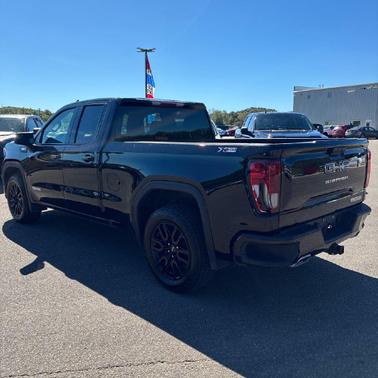 Onyx Black 2023 GMC Sierra 1500 Elevation