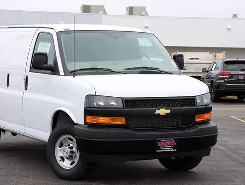 Summit White 2026 Chevrolet Express 2500 Work Van