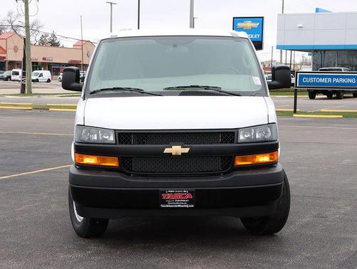 2026 Chevrolet Express 2500 2500 Regular Wheelbase, WT, RWD